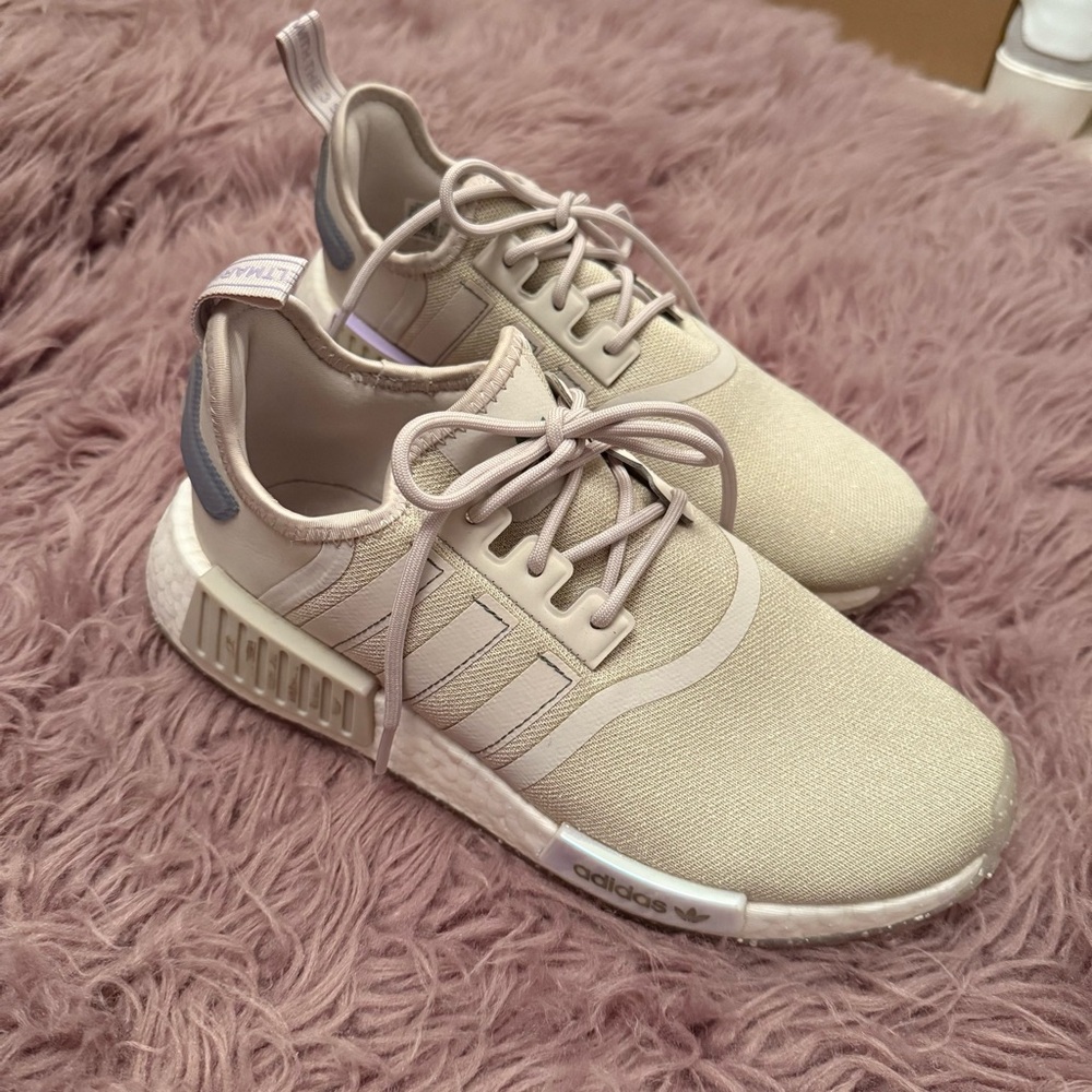 adidas Women's Sneakers - Light Beige / Blush